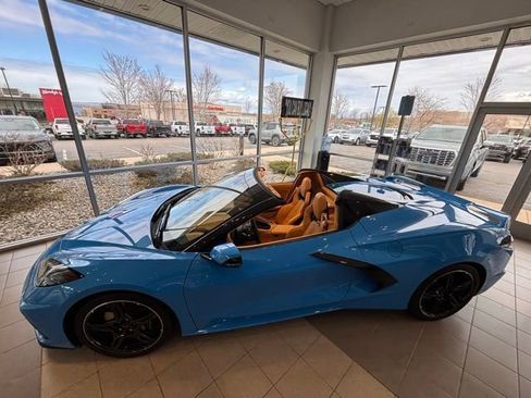 Used 2021 Chevrolet Corvette Stingray Premium Conv w/ Z51 Performance Package RWD image 8
