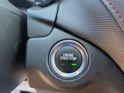 Used 2023 Chevrolet Equinox RS image 21