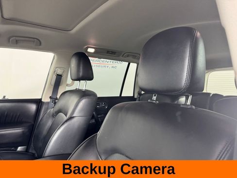 Used 2024 Nissan Armada SL w/ Captain's Chairs Package image 12