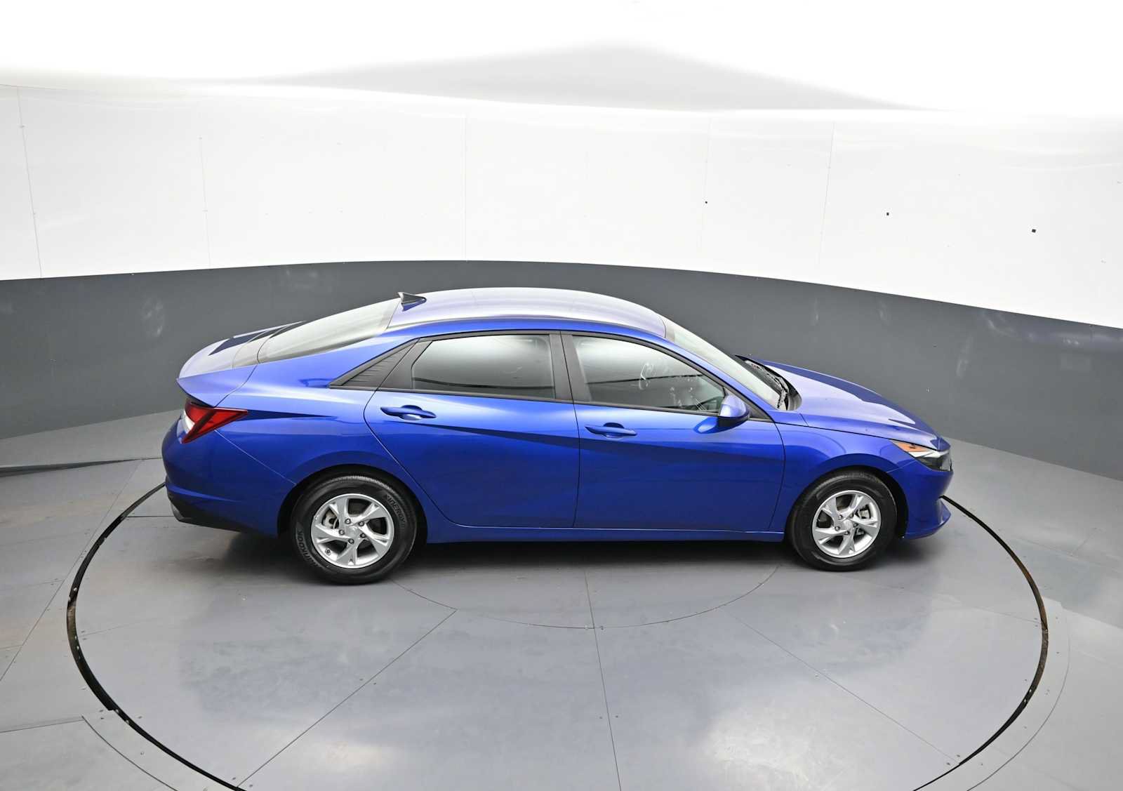 Certified 2023 Hyundai Elantra SE FWD image 35