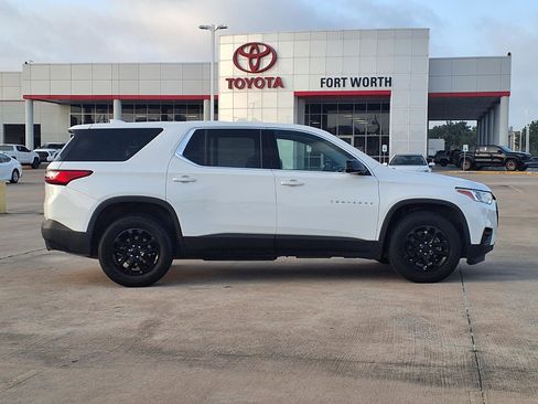 Used 2019 Chevrolet Traverse LS FWD image 10