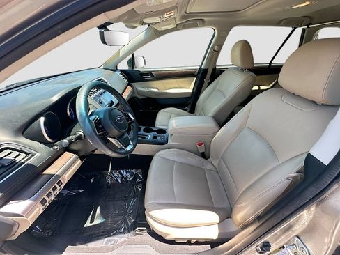 Used 2018 Subaru Outback 2.5i Limited AWD/4WD image 21