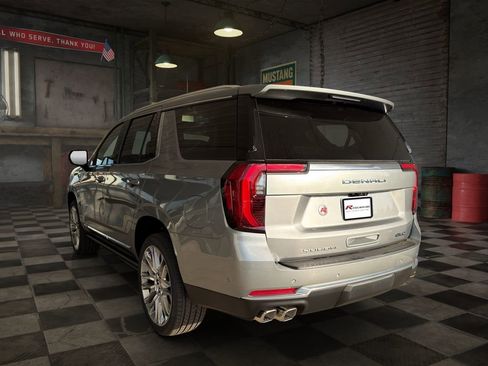 New 2026 GMC Yukon Denali w/ Denali Reserve Package AWD/4WD image 5