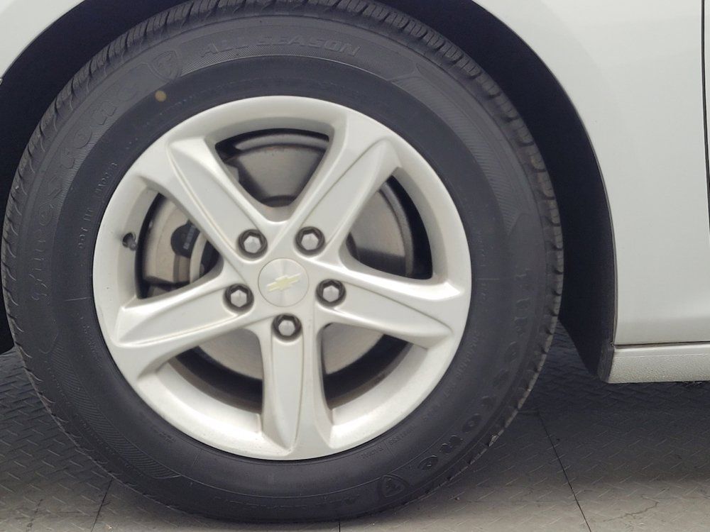 Used 2019 Chevrolet Malibu LS FWD image 31