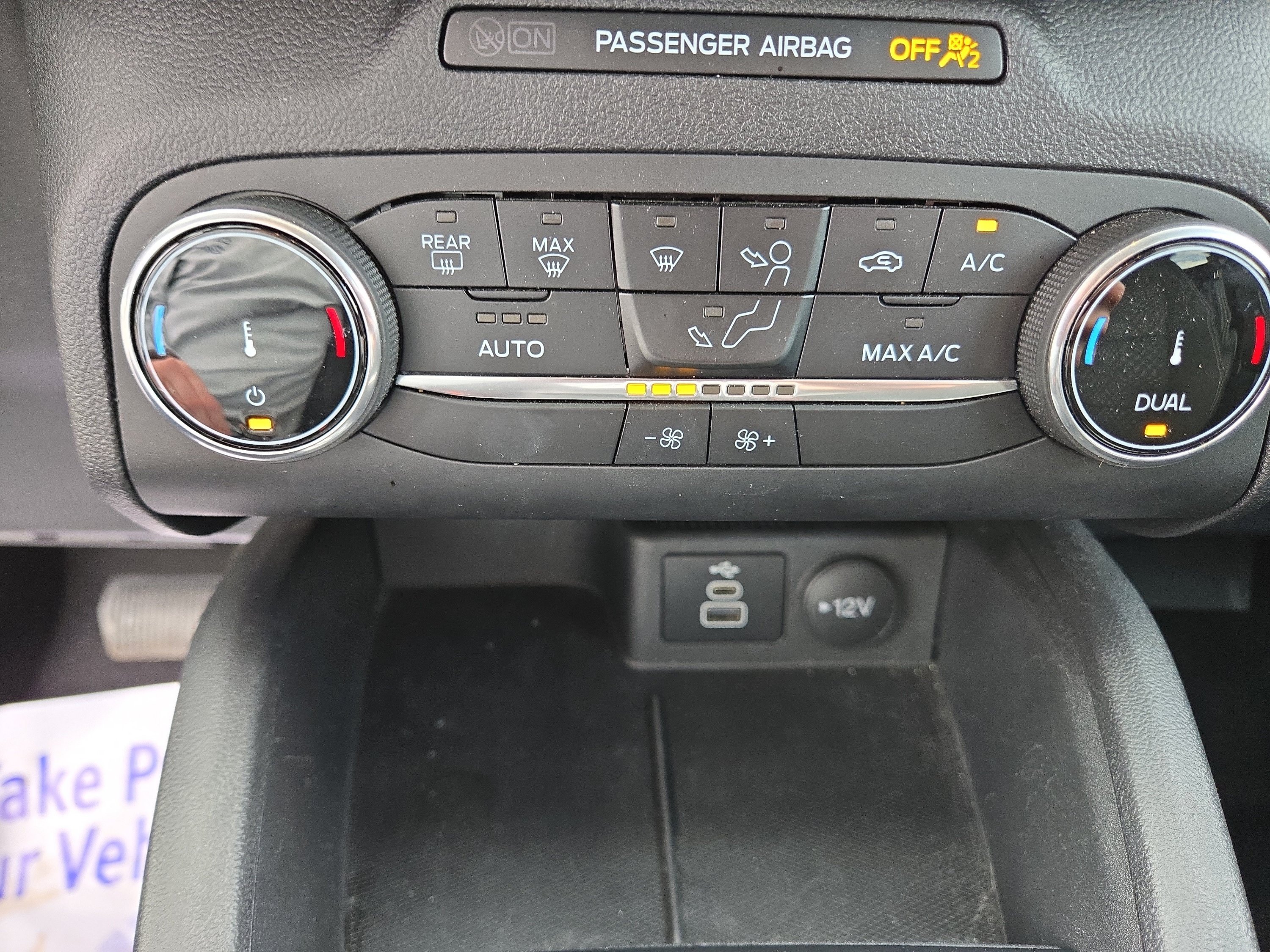 Used 2025 Ford Escape Active AWD/4WD image 21