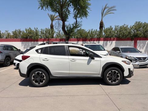 Used 2023 Subaru Crosstrek 2.0i AWD/4WD image 3