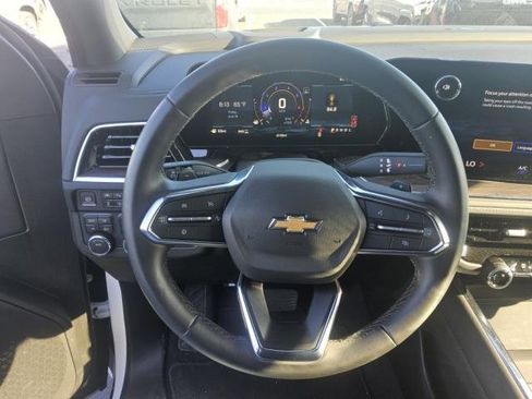 Used 2026 Chevrolet Suburban LS AWD/4WD image 5