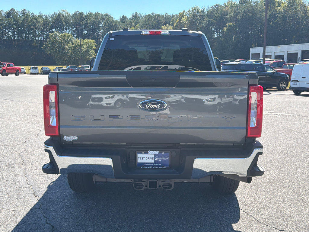 Used 2026 Ford F250 XLT AWD/4WD image 6
