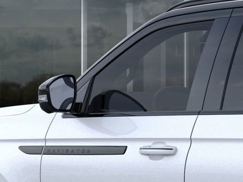New 2026 Lincoln Navigator Black Label AWD/4WD image 20