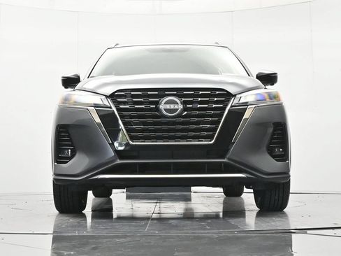 Certified 2024 Nissan Kicks SR FWD image 37