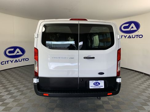 Used 2024 Ford Transit 250 Low Roof w/ Exterior Upgrade Package RWD image 4