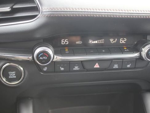 Used 2022 MAZDA MAZDA3 s image 7