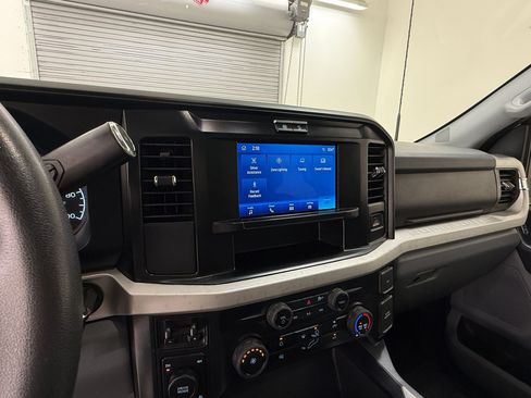Certified 2025 Ford F250 XLT w/ FX4 Off-Road Package AWD/4WD image 19