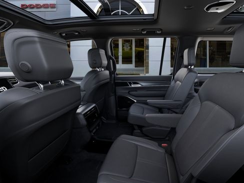 New 2026 Jeep Grand Wagoneer 4WD w/ Premium Group I image 23