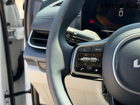 New 2026 Kia Carnival EX FWD image 15