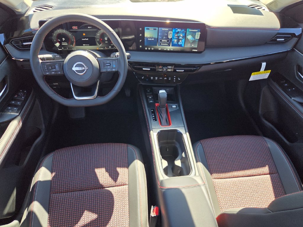 New 2027 Nissan Kicks SR w/ Cold Weather Package FWD image 8