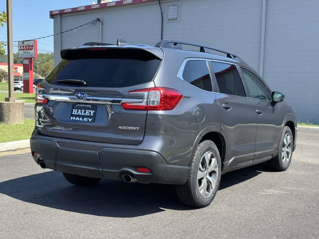 Used 2025 Subaru Ascent Premium AWD/4WD image 22