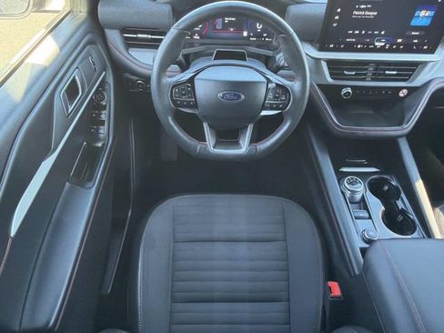 Certified 2025 Ford Explorer ST-Line AWD/4WD image 13