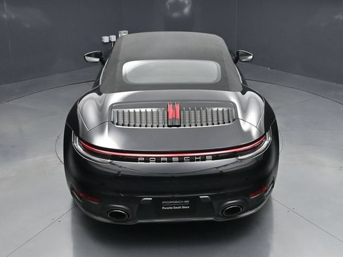 Certified 2020 Porsche 911 Carrera 4 AWD/4WD image 18