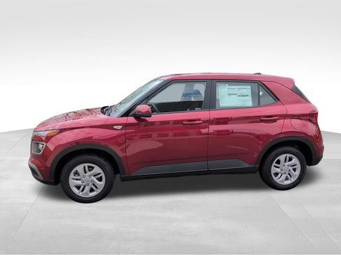 New 2026 Hyundai Venue SE image 4