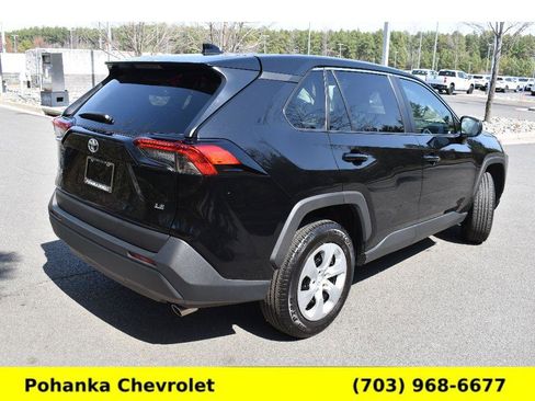 Used 2024 Toyota RAV4 LE image 7