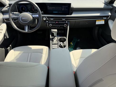 New 2026 Hyundai Sonata SE FWD image 7
