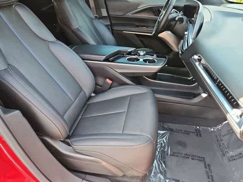 Used 2024 Cadillac Lyriq Sport image 22