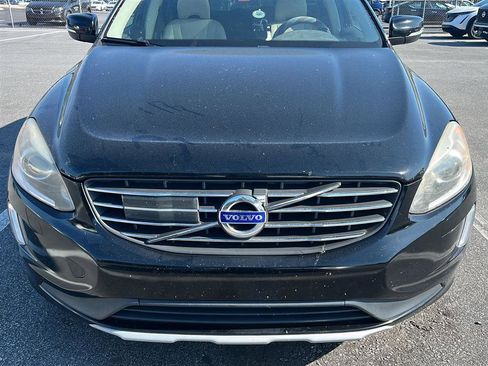 Used 2016 Volvo XC60 T5 Platinum w/ Climate Package image 4