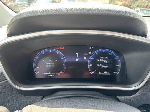 Used 2026 Toyota Corolla Cross XLE AWD/4WD image 9