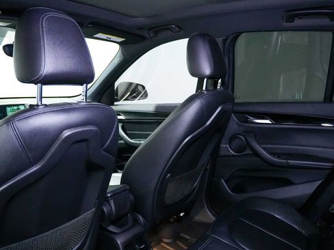 Used 2018 BMW X1 sDrive28i FWD image 19