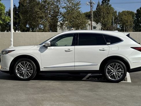 Used 2023 Acura MDX SH-AWD w/ Advance Package image 10