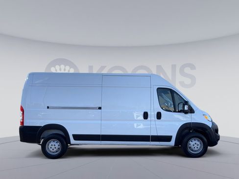Used 2023 RAM ProMaster 2500 FWD image 8