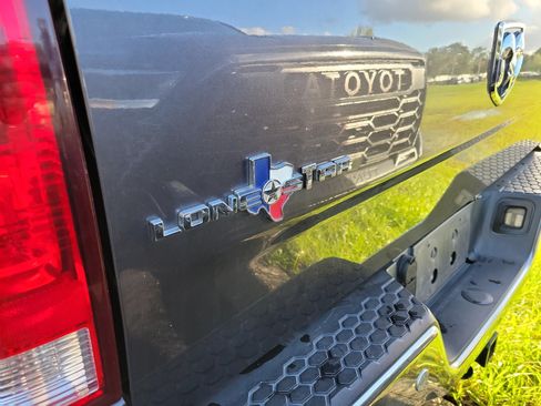 Used 2018 RAM 1500 Lone Star RWD image 19