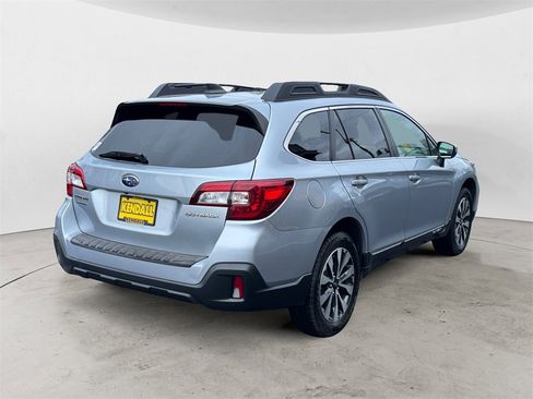 Used 2019 Subaru Outback 2.5i Limited image 7