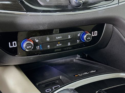 Used 2023 Buick Enclave Premium w/ Experience Buick Package image 24