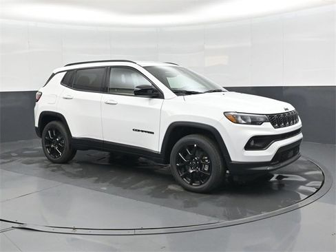 New 2026 Jeep Compass Latitude image 1