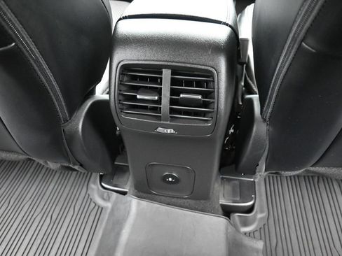 Used 2024 Ford Escape SE FWD image 12