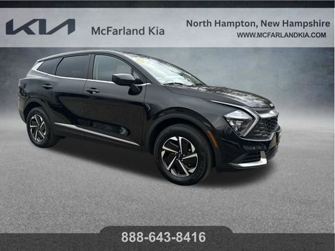 Used 2023 Kia Sportage LX image 9