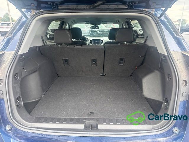 Used 2022 GMC Terrain SLE FWD image 9