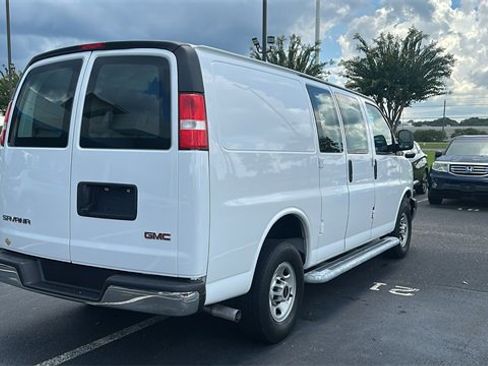 Used 2023 GMC Savana 2500 w/ Driver Convenience Package image 7