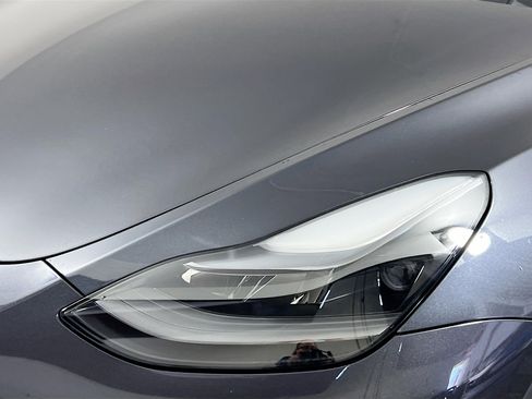 Used 2024 Tesla Model Y Long Range image 11