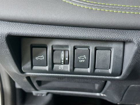 Used 2025 Subaru Outback Onyx Edition image 17