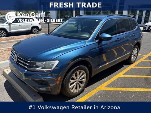Used 2018 Volkswagen Tiguan SE FWD image 1