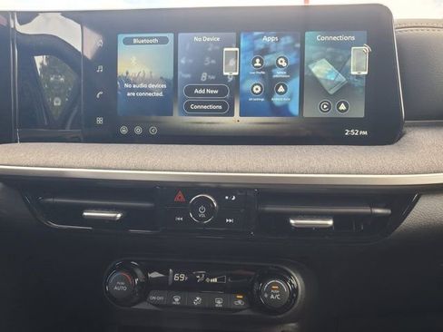 New 2026 Nissan Kicks SV w/ Charging Package image 25