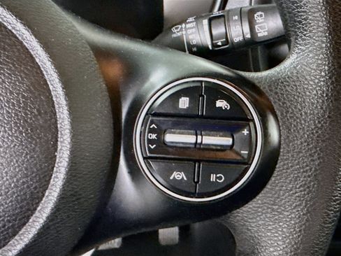 Used 2023 Kia Soul LX w/ LX Technology Package FWD image 15