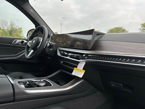 New 2026 BMW X5 xDrive40i w/ M Sport Package image 27