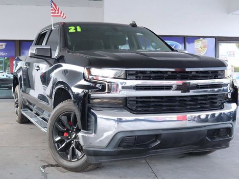Used 2021 Chevrolet Silverado 1500 LT w/ All Star Edition Plus RWD image 2