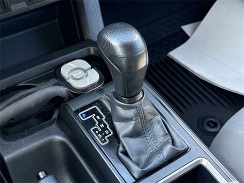 Used 2022 Toyota Tacoma SR image 15