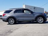 Used 2022 Ford Explorer XLT w/ Equipment Group 202A image 4