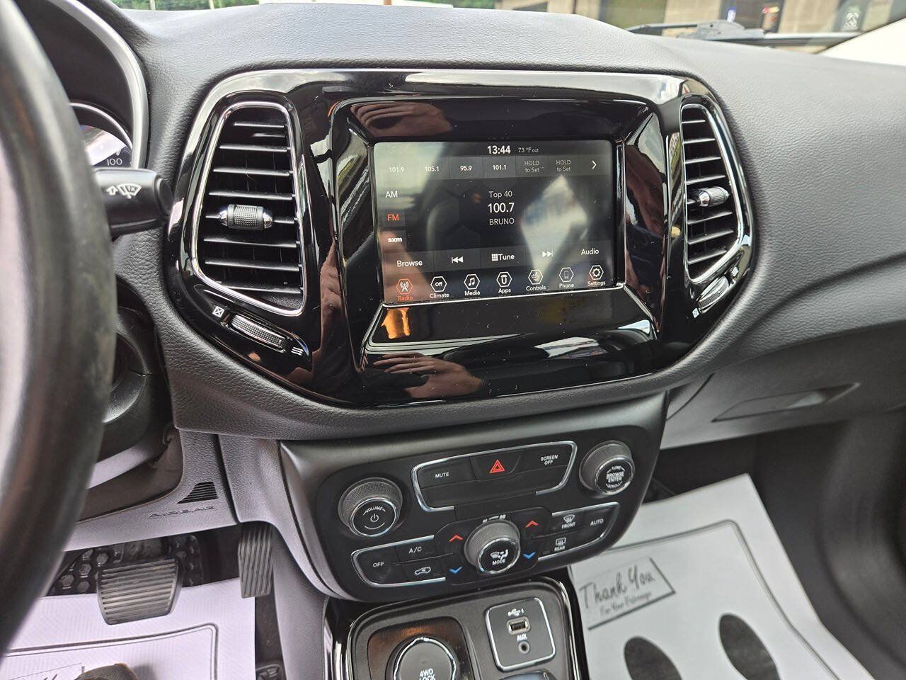 Used 2021 Jeep Compass Latitude w/ Sun and Sound Group AWD/4WD image 13